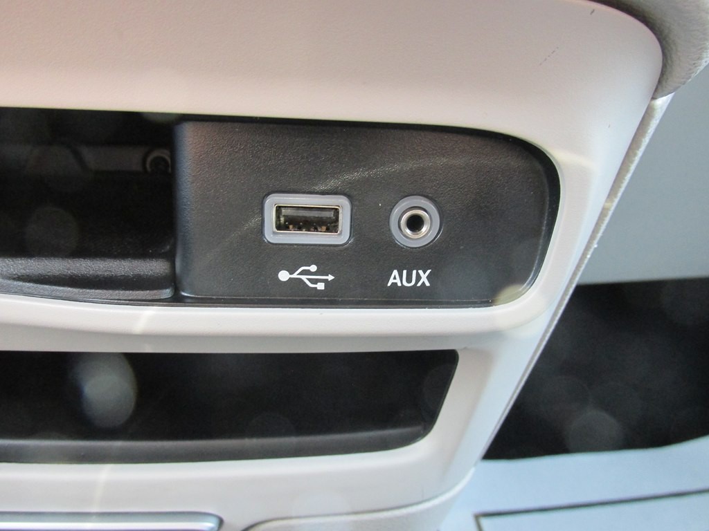 2017 Chrysler Pacifica Image 14