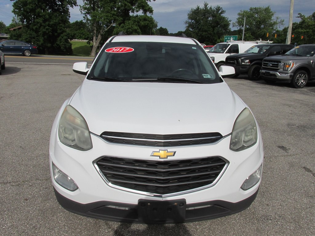 2017 Chevrolet Equinox Image 2