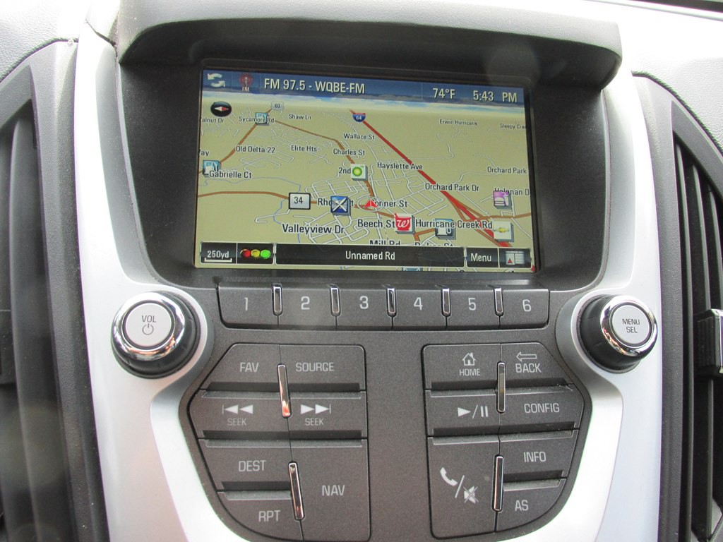 2017 Chevrolet Equinox Image 12