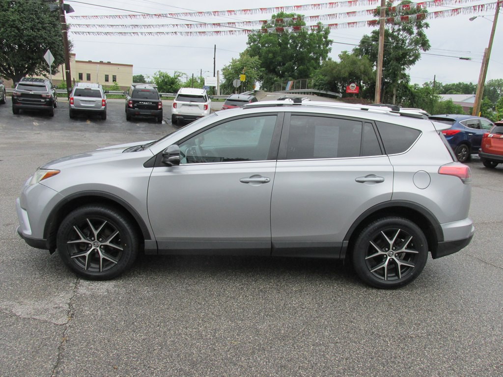 2016 Toyota Rav4 Image 5