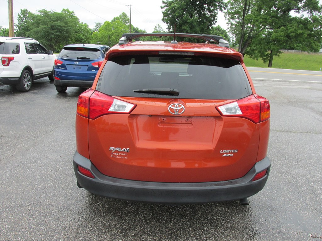 2015 Toyota Rav4 Image 4