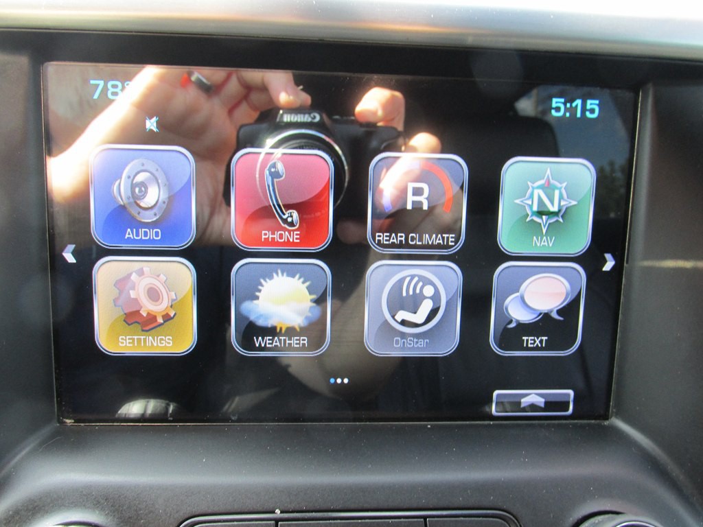 2018 GMC Acadia Image 12