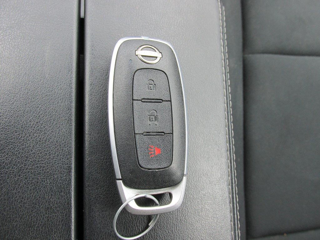 2023 Nissan Rogue Image 16