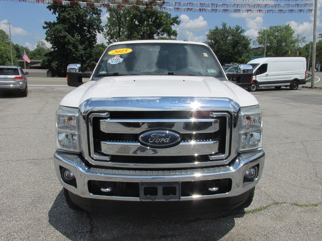 2015 Ford F-250 Image 2