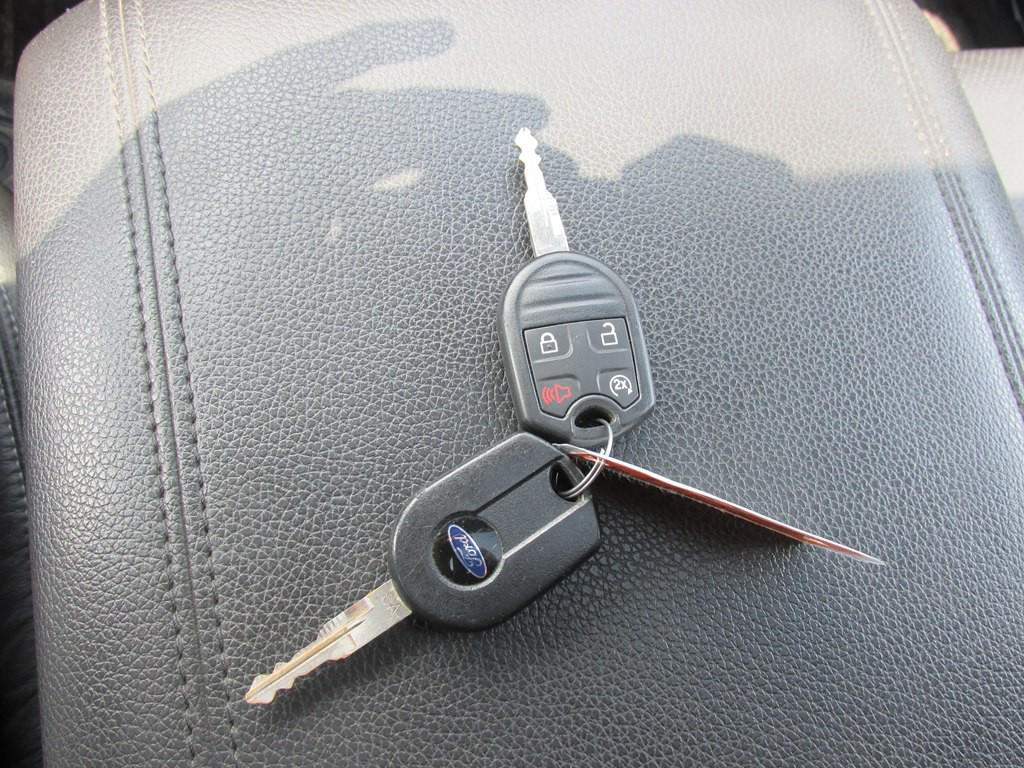 2015 Ford F-250 Image 16