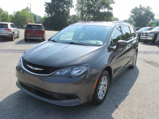 Image for 2021 Chrysler Voyager LXI ID: 7545739