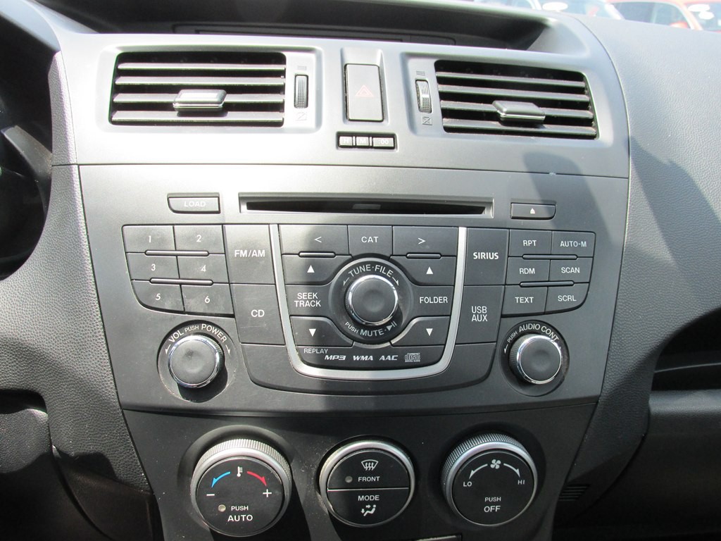 2014 Mazda Mazda5 Image 12