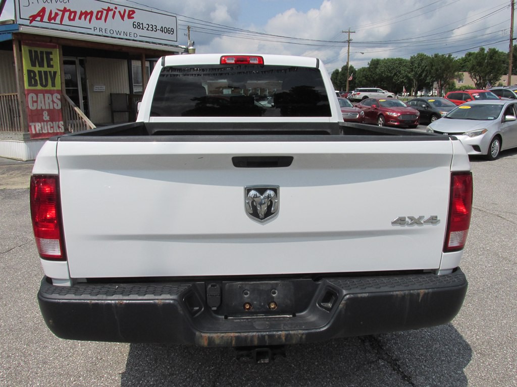 2022 RAM 1500 Image 4