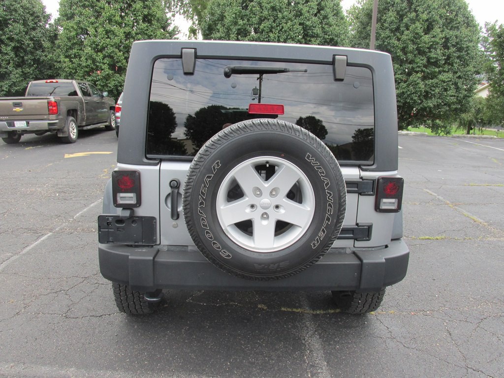 2017 Jeep Wrangler Unlimited Image 4