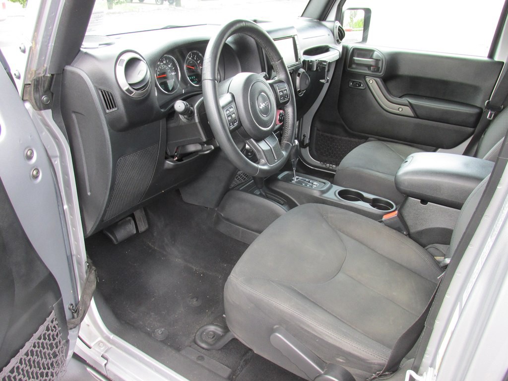2017 Jeep Wrangler Unlimited Image 9
