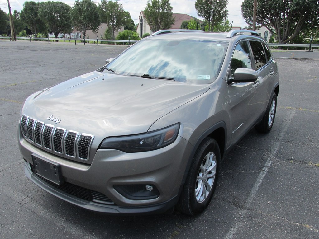 2019 Jeep Cherokee Image 1