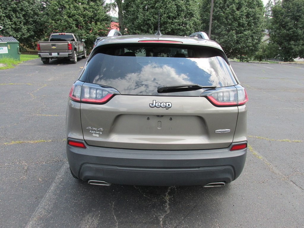2019 Jeep Cherokee Image 4