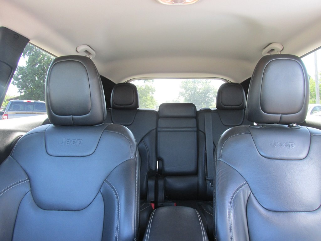 2014 Jeep Cherokee Image 11