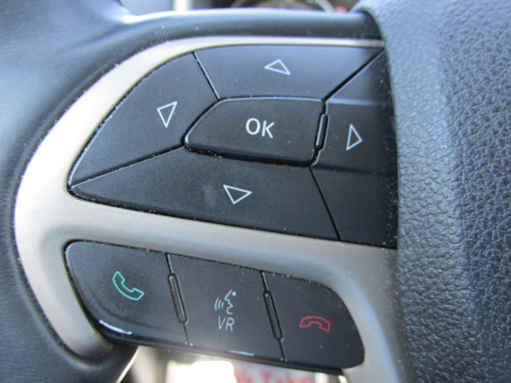 2014 Jeep Cherokee Image 17