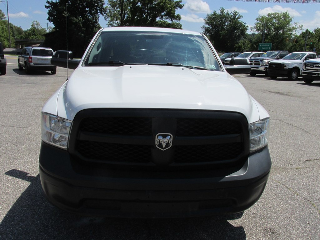 2023 RAM 1500 Image 2