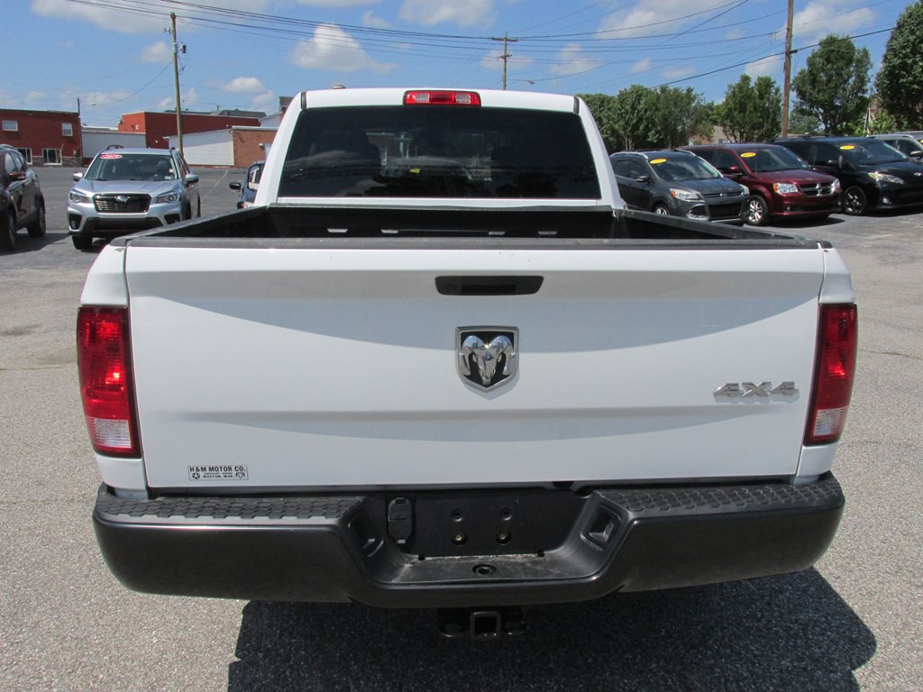 2023 RAM 1500 Image 4
