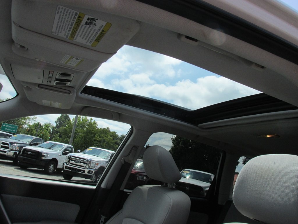 2017 Subaru Forester Image 11