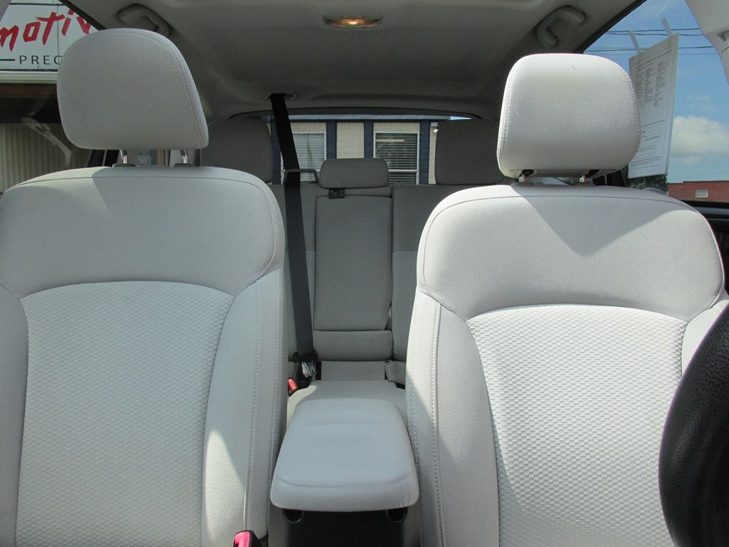 2017 Subaru Forester Image 12