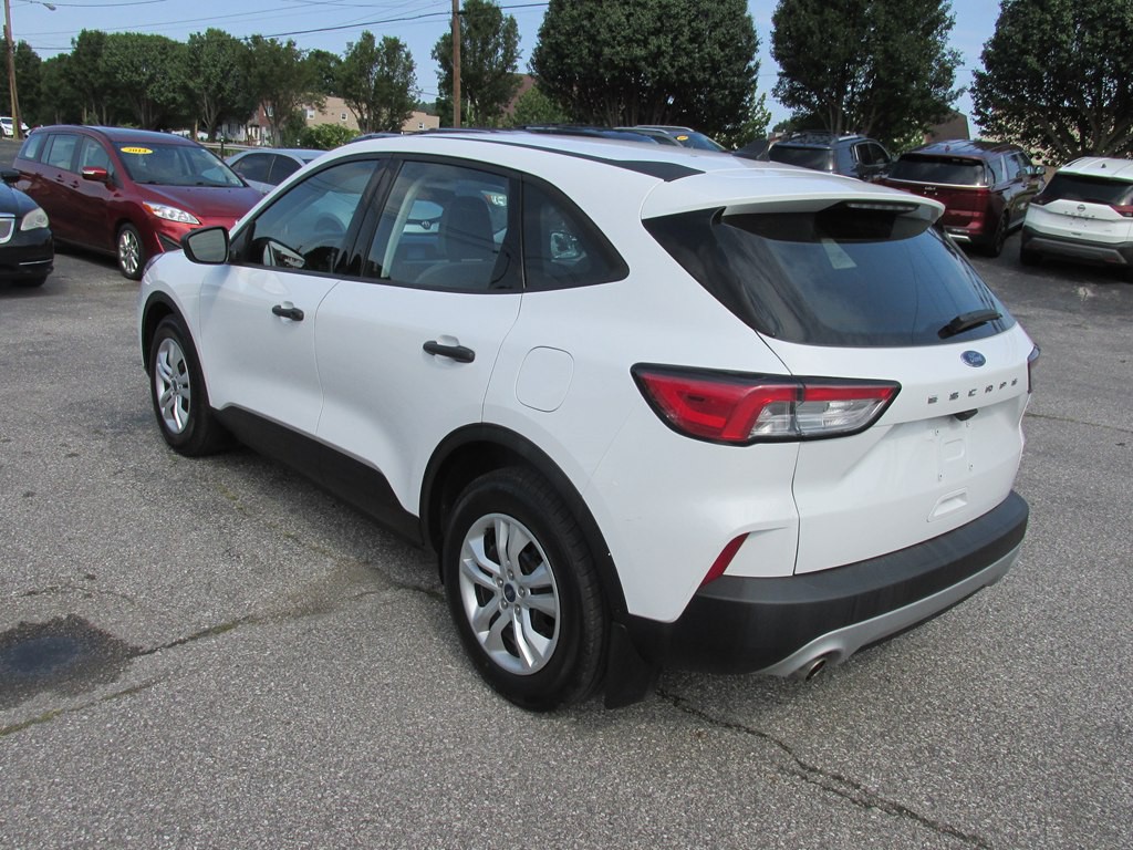 2022 Ford Escape Image 5