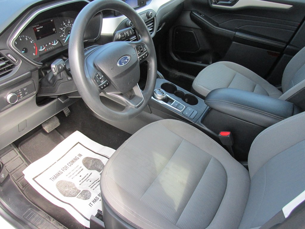 2022 Ford Escape Image 9