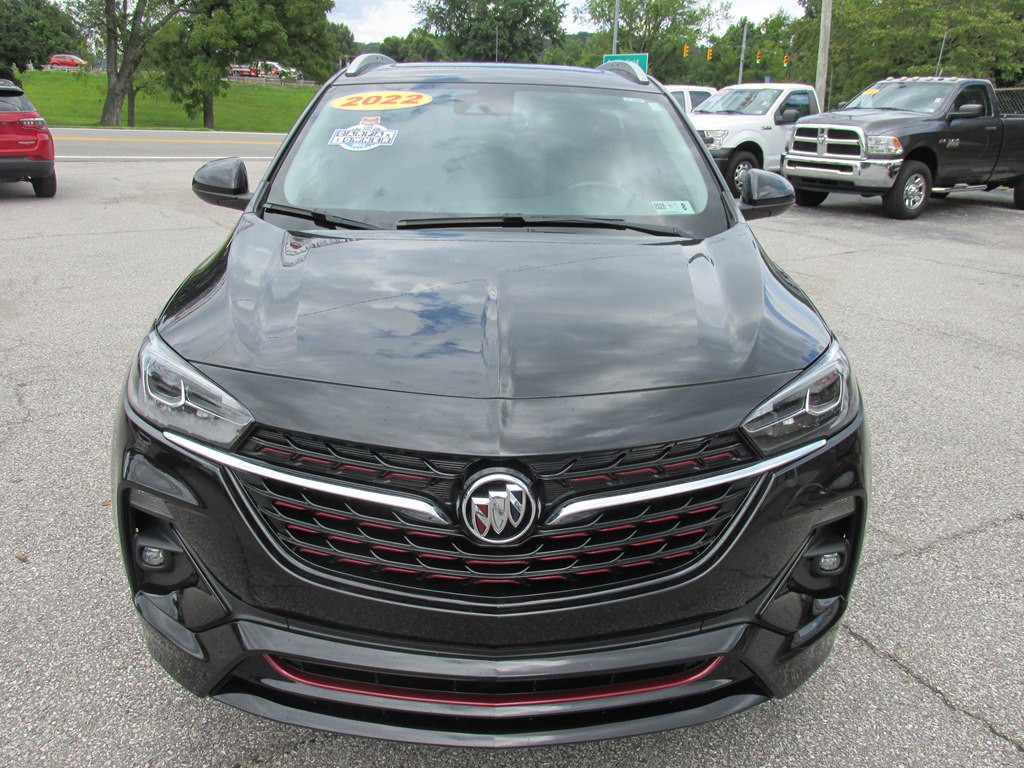 2022 Buick Enclave Image 2