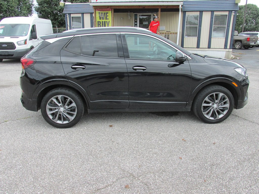 2022 Buick Enclave Image 3