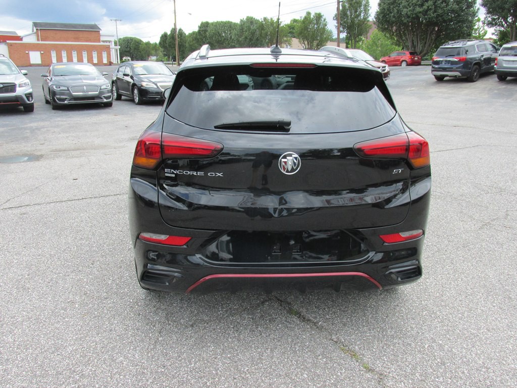 2022 Buick Enclave Image 4