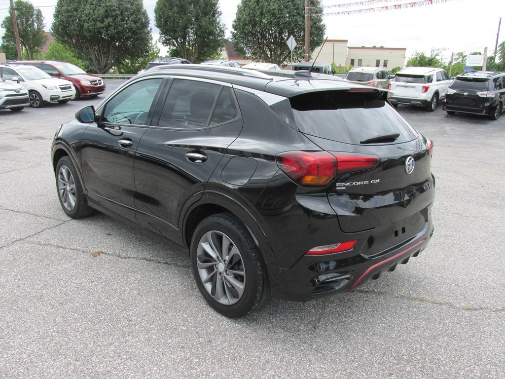 2022 Buick Enclave Image 5