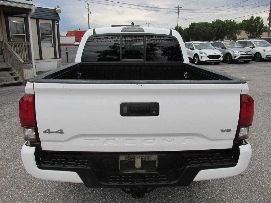 2023 Toyota Tacoma Image 5