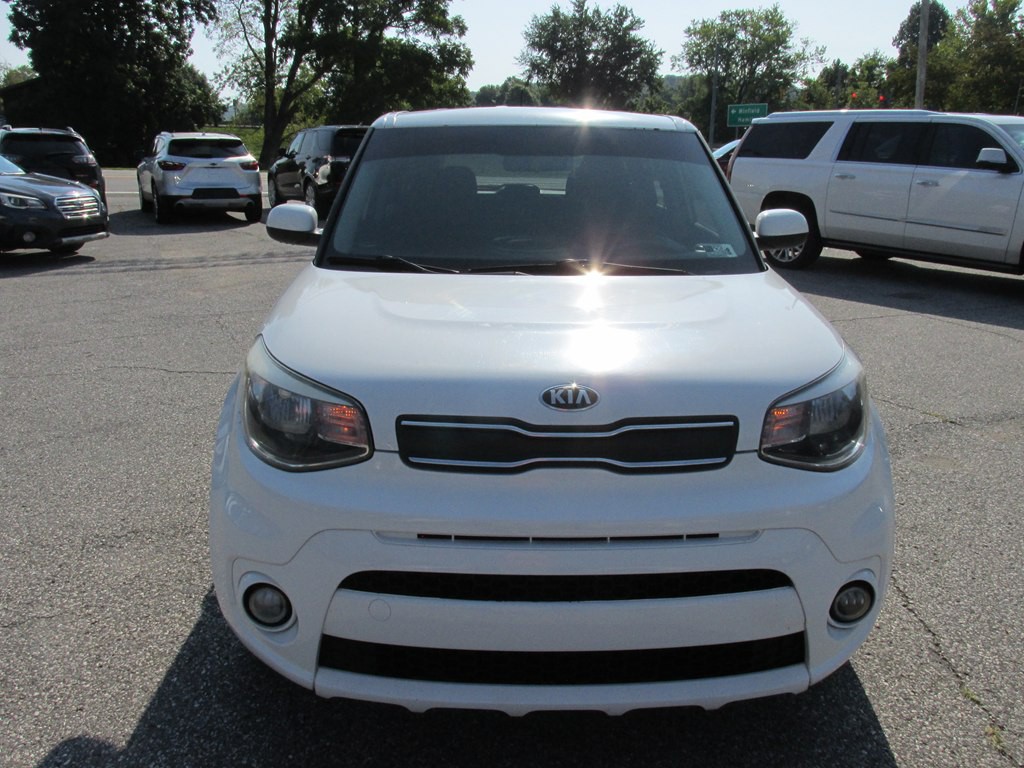 2017 Kia Soul Image 2