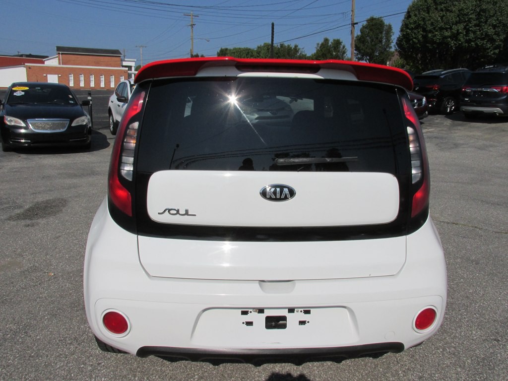 2017 Kia Soul Image 4