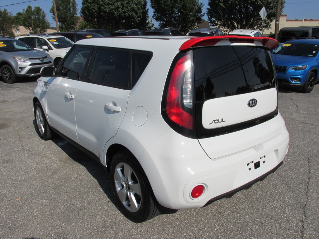 2017 Kia Soul Image 5