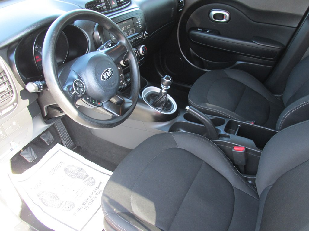 2017 Kia Soul Image 9