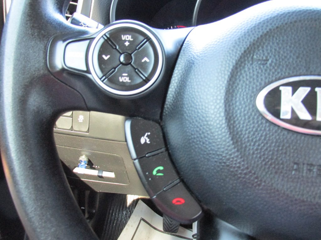 2017 Kia Soul Image 16