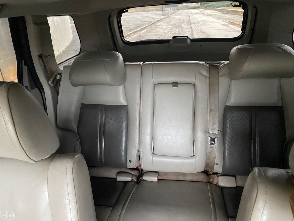 2005 Jeep Grand Cherokee Image 18