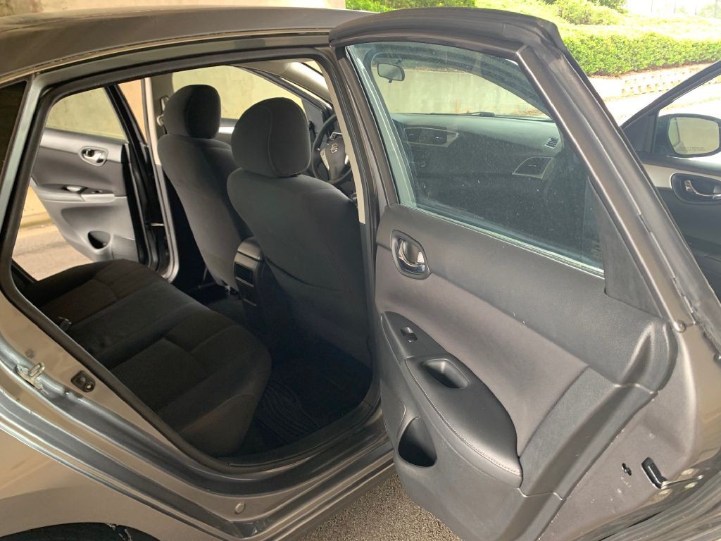 2017 Nissan Sentra Image 15