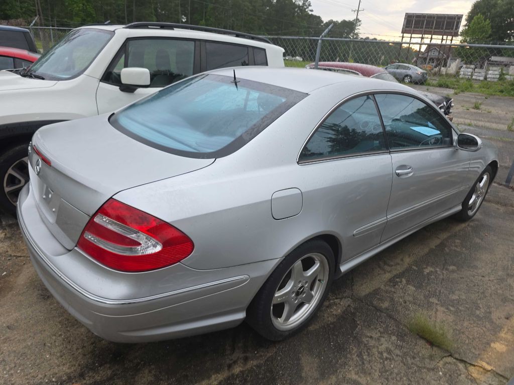 2003 Mercedes-Benz CLK-Class Image 3