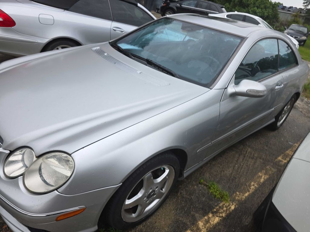 2003 Mercedes-Benz CLK-Class Image 4