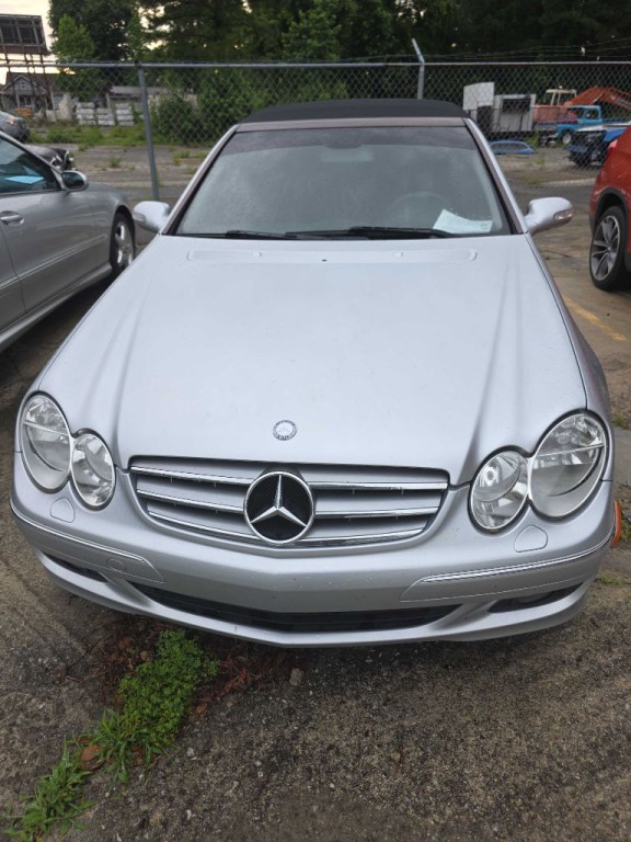 2007 Mercedes-Benz CLK-Class Image 4