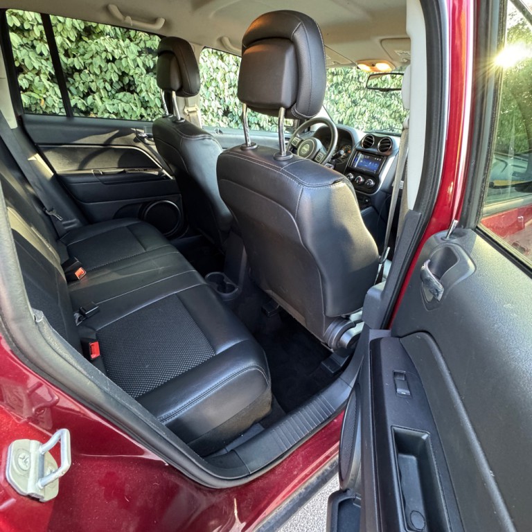 2015 Jeep Compass Image 14