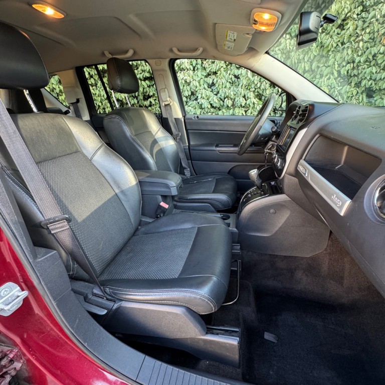 2015 Jeep Compass Image 17