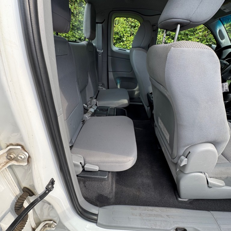 2013 Toyota Tacoma Image 14