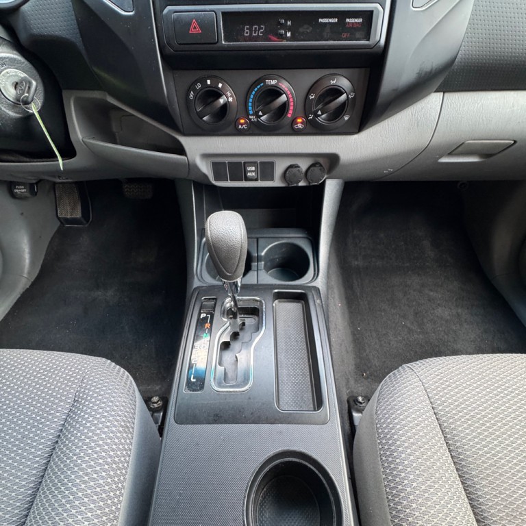2013 Toyota Tacoma Image 18