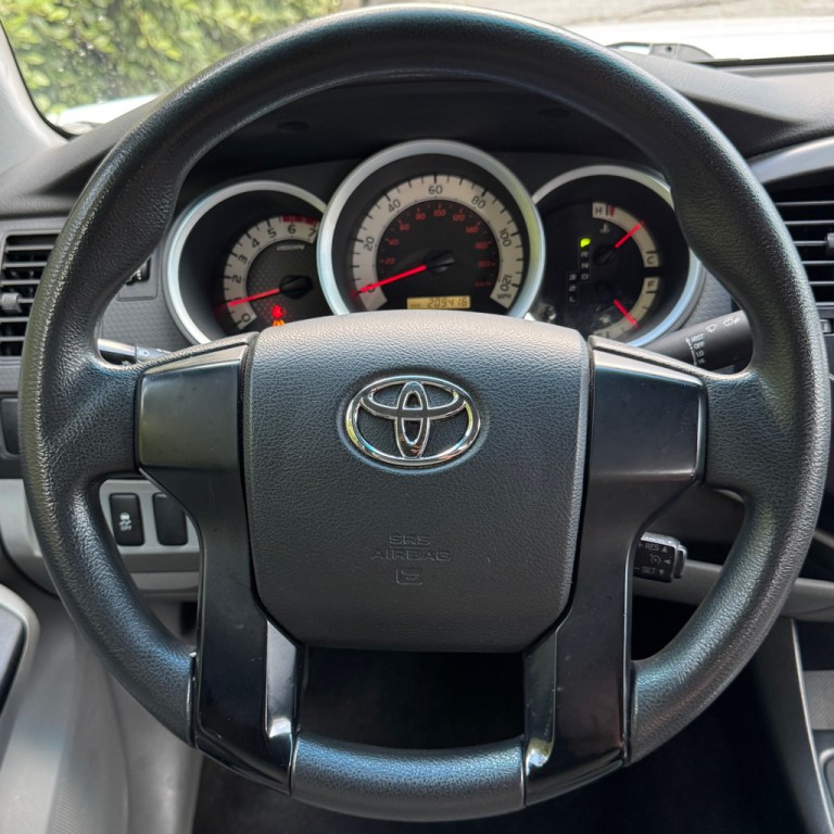 2013 Toyota Tacoma Image 21