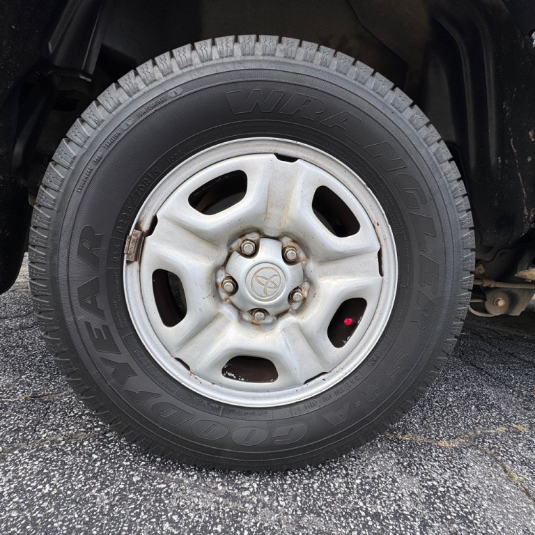 2013 Toyota Tacoma Image 28