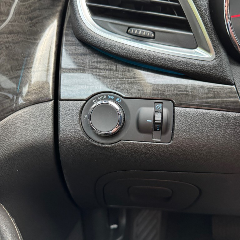 2015 Buick Enclave Image 29