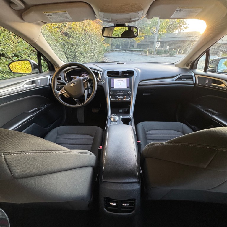 2020 Ford Fusion Image 19