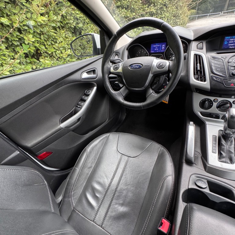 2013 Ford Focus Image 24