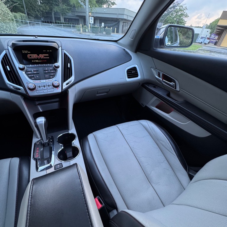2015 GMC Terrain Image 24
