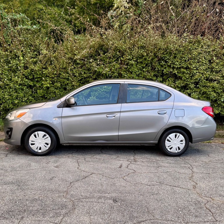 2017 Mitsubishi Mirage Image 1